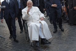 "Rezygnacja na zapas". Zaskakujące wieści z Watykanu