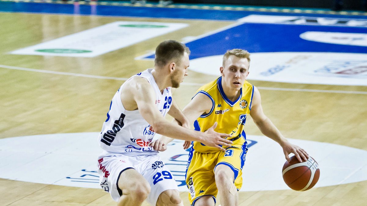 WP SportoweFakty / Tomasz Fijałkowski / Na zdjęciu: Jakub Kobel, Filip Zegzuła