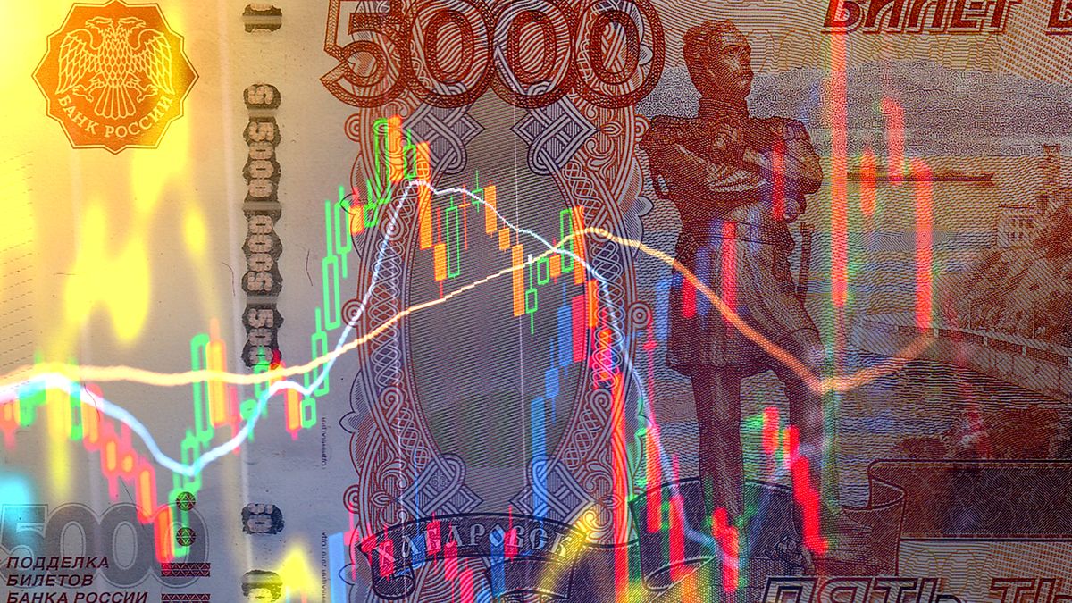 Banknote of Russian rubles on the background of stock charts. Concept of Economic Sanctions in Russia
Coronavirus 2019-nCoV, COVID-19 in Italy. Grand Canal and Basilica Santa Maria della Salute at sunset, Venice, Italy
Anton Petrus