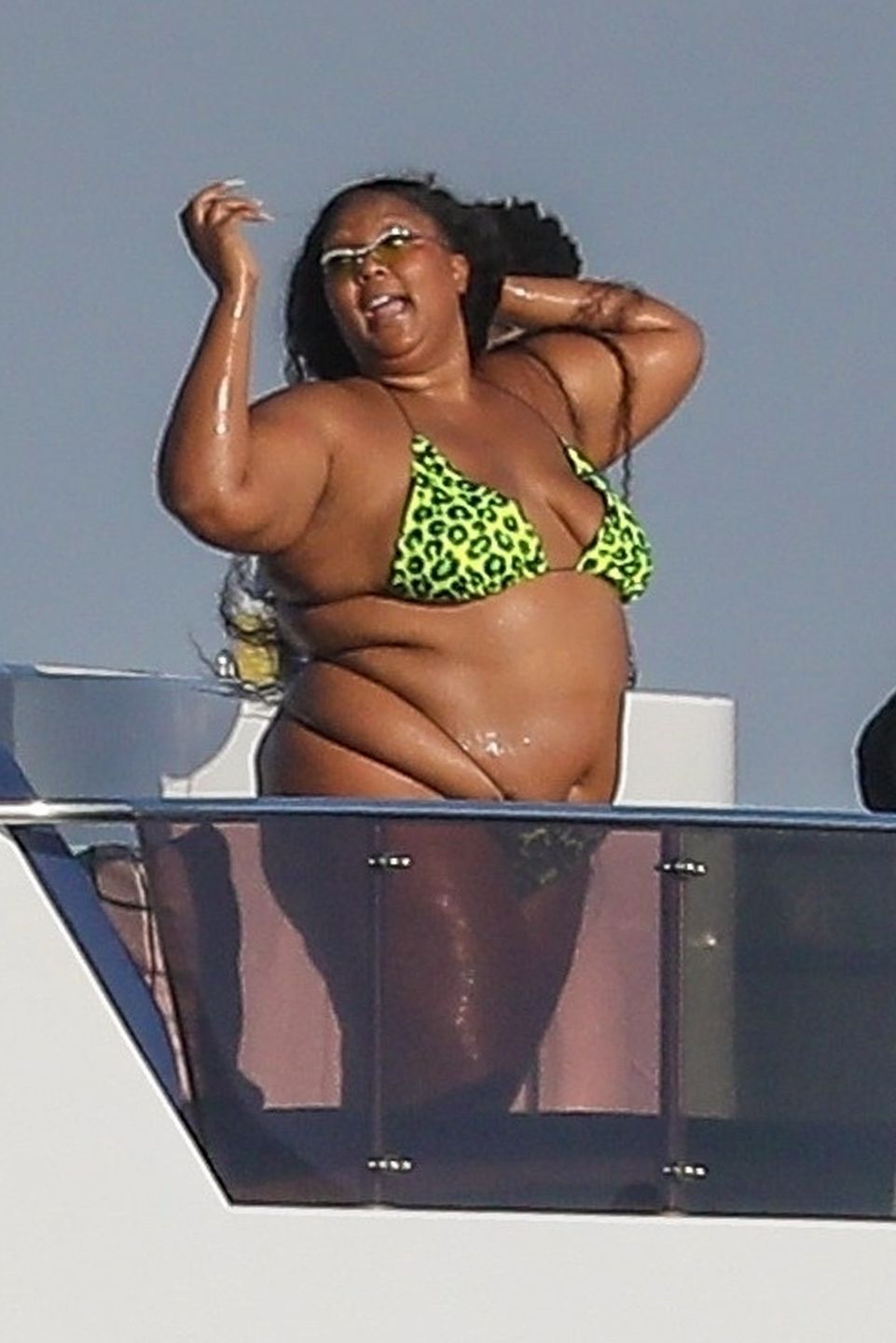 Lizzo wygrzewa się na jachcie