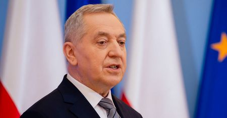 "Niech płaci i 15 złotych". Wiceminister radzi Polakowi ws. cukru