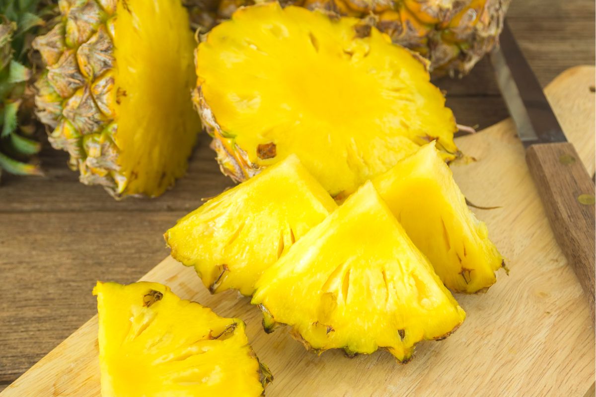 Pineapple juice supports the body's condition.