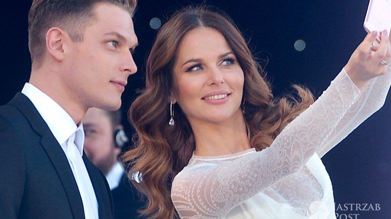 Adam Fidusiewicz i Paulina Sykut-Jeżyna poprowadzili koncert z okazji Światowych Dni Młodzieży 2016 (fot. AKPA)