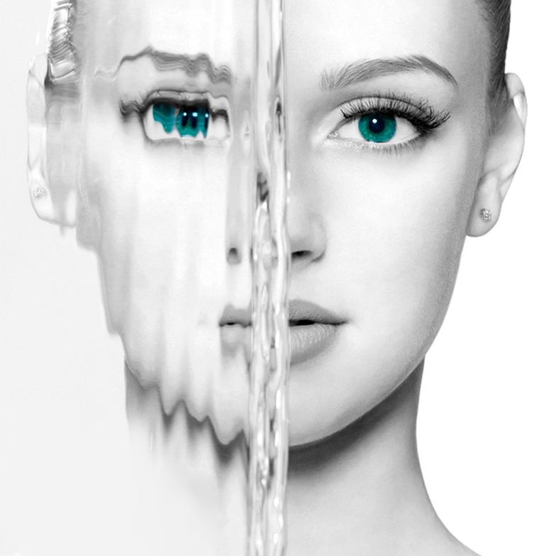 Pierwszy na rynku krem w aerozolu Daily DeLux - prawdziwe SOS dla skóry od Institute Hyalual