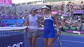 Po ostatniej piłce ruszyła do siatki. Tak zachowała się Świątek