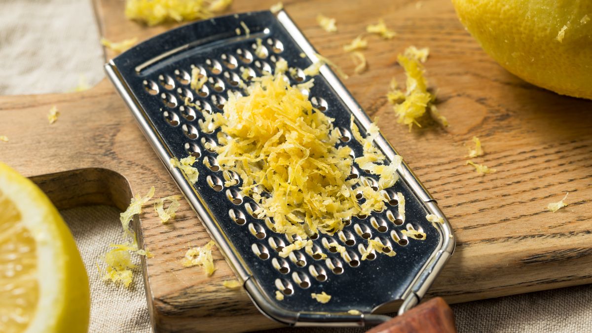 Skórka z cytryny to aromatyczny dodatek do wielu potraw