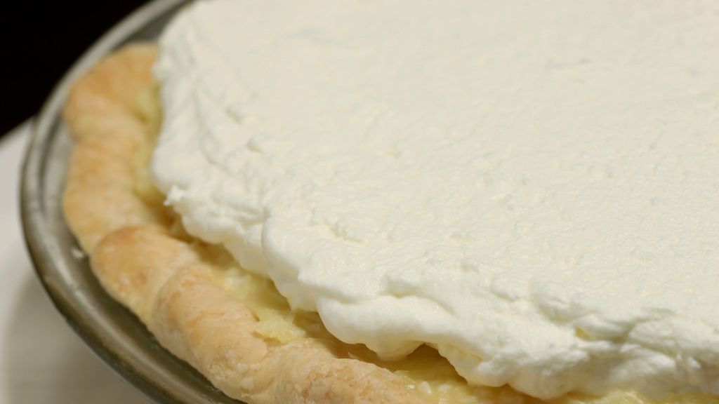 Śmietanka kokosowa w puszce z dodatkiem cukru