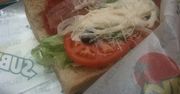 Kanapka BLT na białym pieczywie z bekonem, sałatą i pomidorem (Subway)