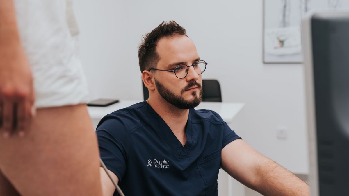 Oleg Nowak jest w trakcie specjalizacji z radiologii