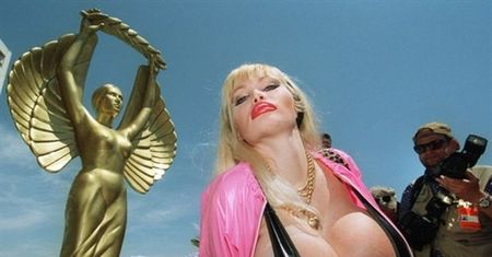 Najdziwniejsze zgony w porno biznesie!