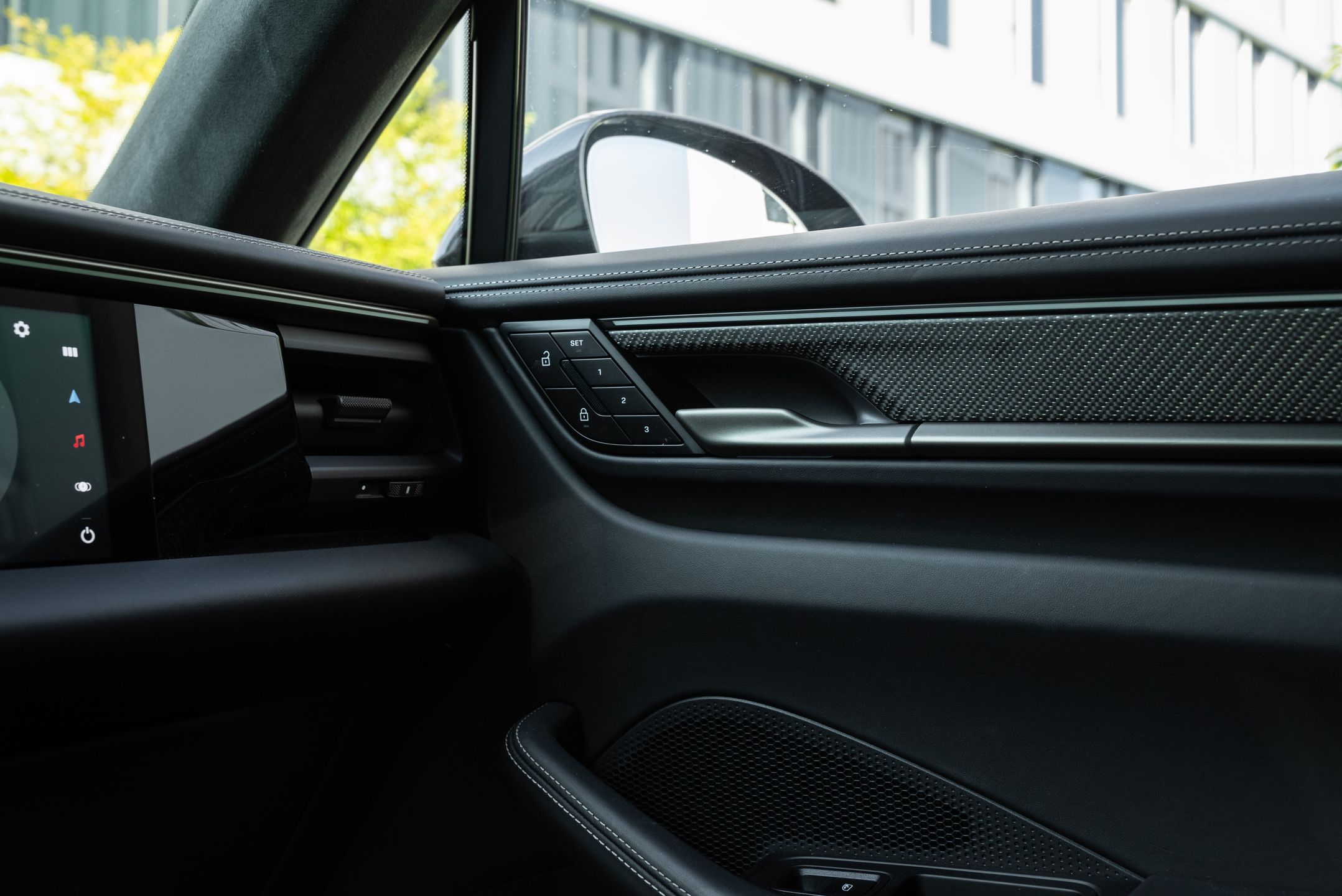 Porsche Macan Turbo EV