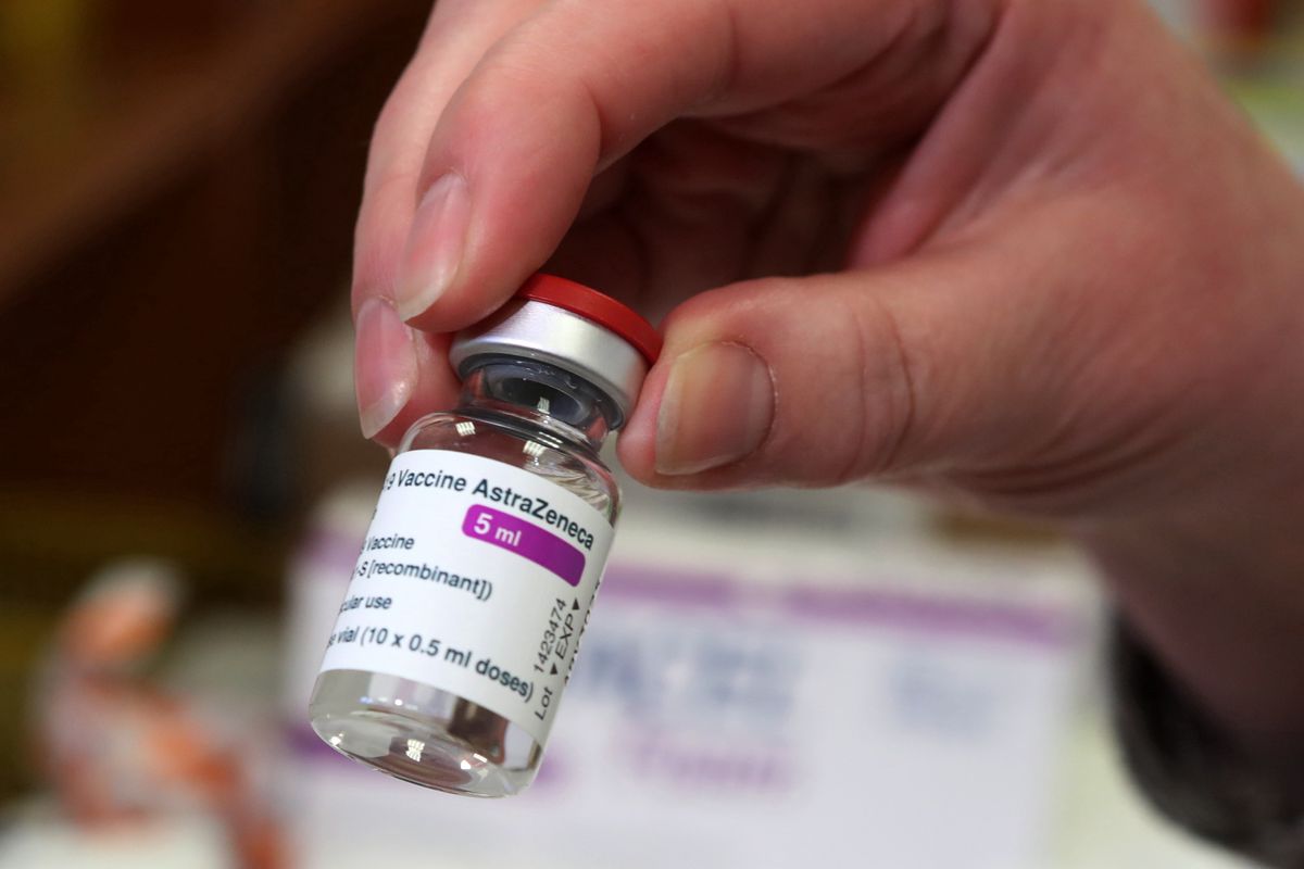 Dostawa szczepionki AstraZeneca nie dotrze do Polski