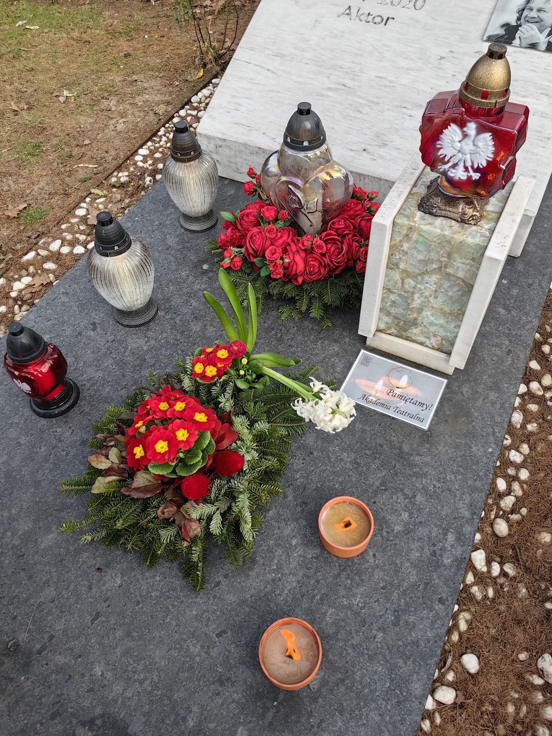 Grób aktora na Cmentarzu Wojskowym na Powązkach