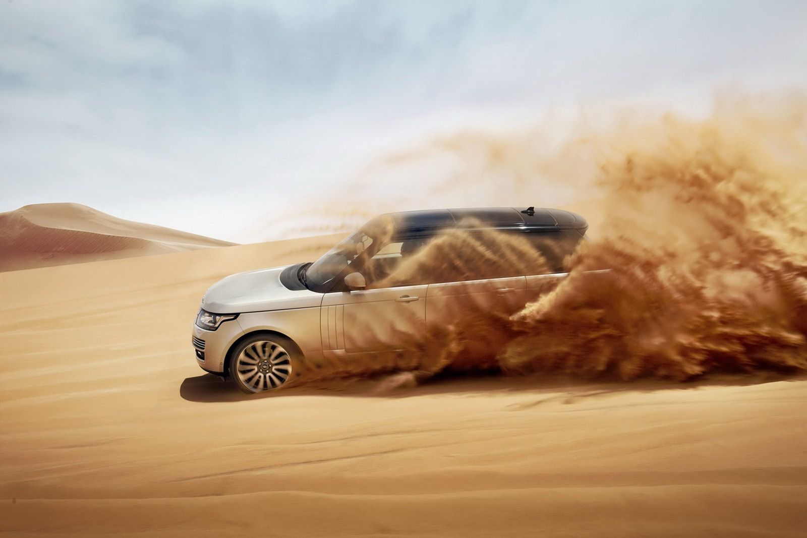 Nowy Ranger Rover (2013) w obszernej galerii 52