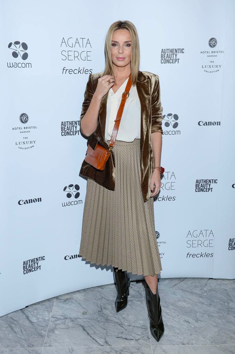 Agnieszka Włodarczyk na wernisażu Freckles Agaty Serge