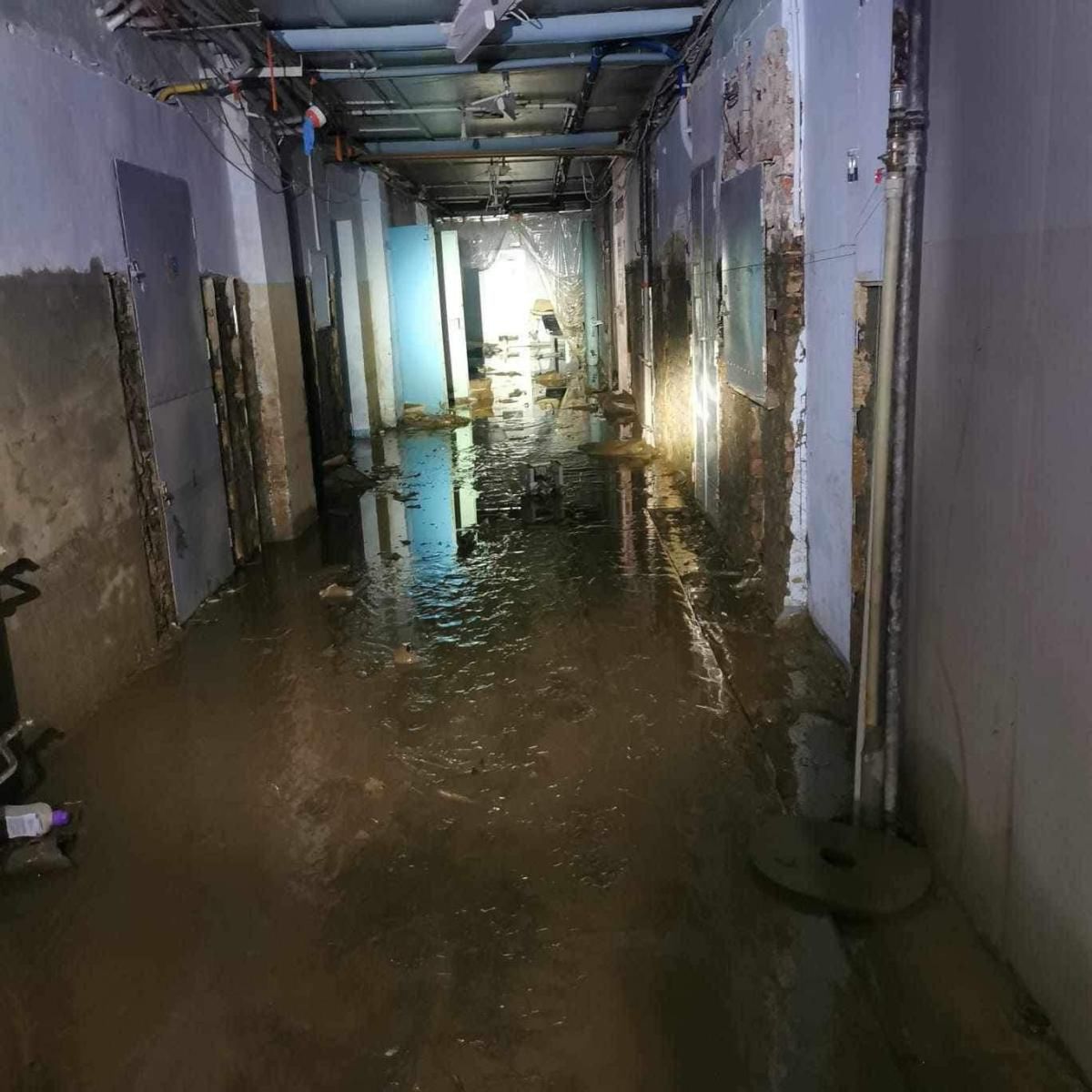 Szpital w Nysie po powodzi. Archiwum prywatne