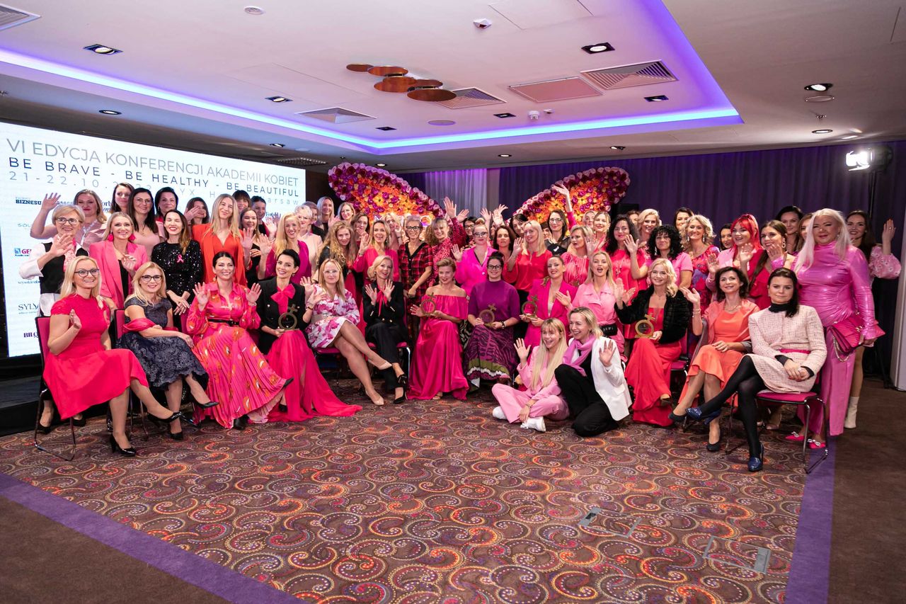 VII edycja Konferencji Akademii Kobiet 2025 – siła kobiet, inspiracja i networking na najwyższym poziomie