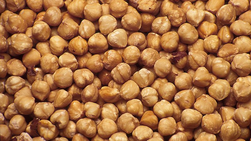 Orzechy laskowe blanszowane