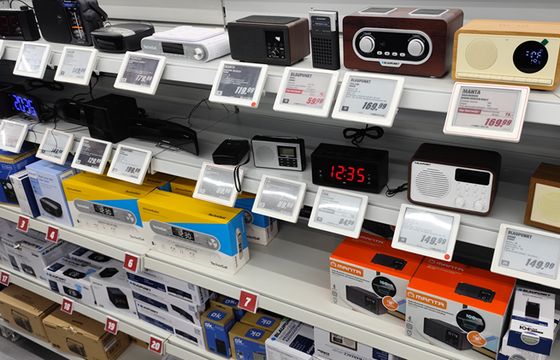 BBC planuje nowe stacje radia cyfrowego. A w Szwajcarii są obawy