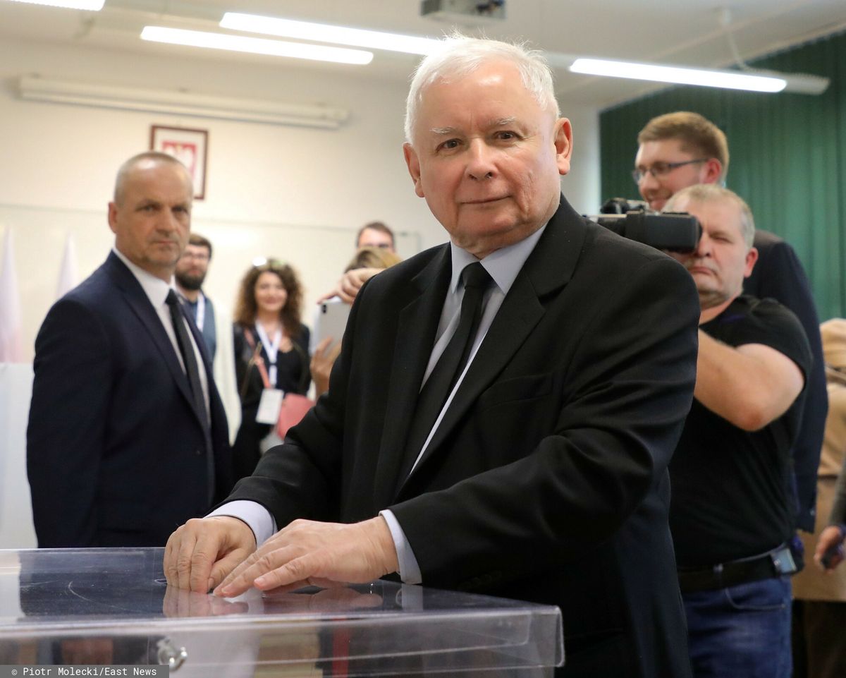 Jarosław Kaczyński podczas głosowania