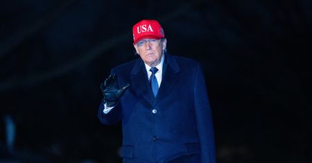 "Kolejny lekkomyślny atak Trumpa". Hiszpańska prasa o ataku na Iran