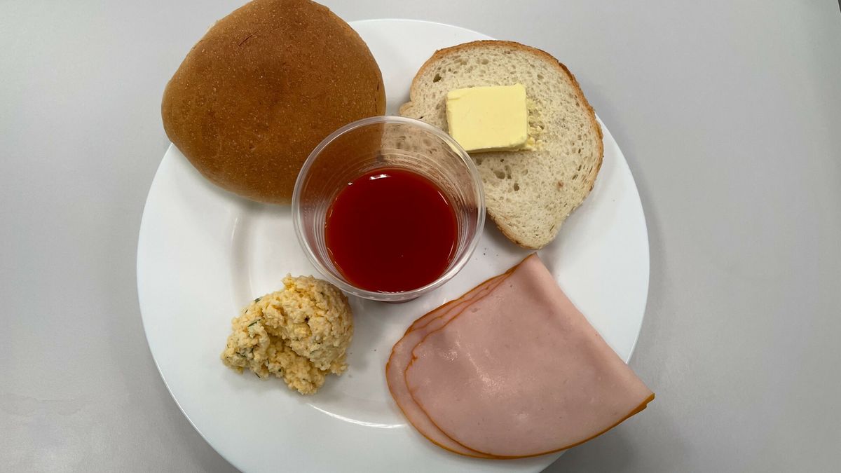 Szpitalne posi?ki
PHOTO MARCIN GADOMSKI / SUPER EXPRESSGDANSKN/Z SNIADANIEPOSILKI PODAWANE W SZPITALU UCK W GDANSKU7/11/2022SZPITAL JEDZENIE POSILEK UNIWERSYTECKIE CENTRUM KLINICZNE CMN CENTRUM MEDYCYNY NIEINWAZYJNEJ
MARCIN GADOMSKI