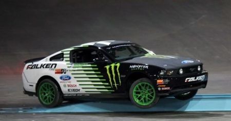 Vaughn Gittin Jr. & Ford Mustang - skate park dla samochodów!