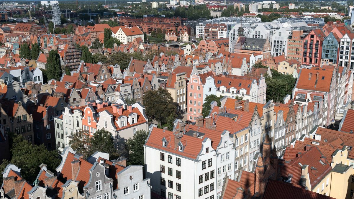 Rozbierają zabytkową kamienicę w Gdańsku (zdj. ilustracyjne)