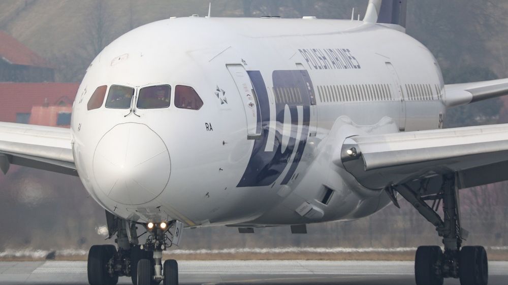 Zdaniem zarządu LOT referendum strajkowe jest nielegalne