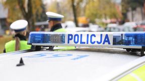 Rzucili w ochronę koszem na śmieci. Policja zatrzymała kiboli