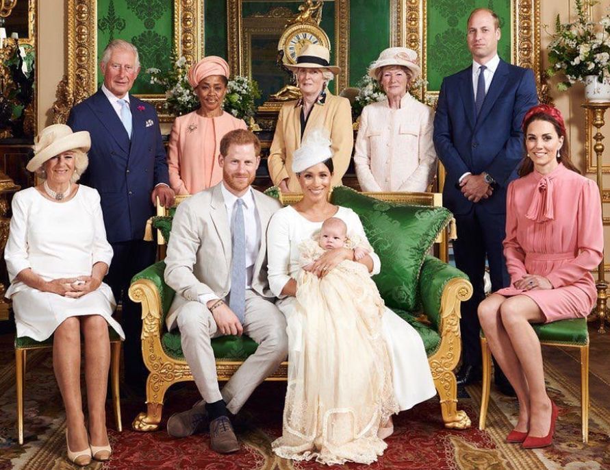 Zarobki brytyjskiej rodziny królewskiej. Te kwoty są bardziej niż astronomiczne