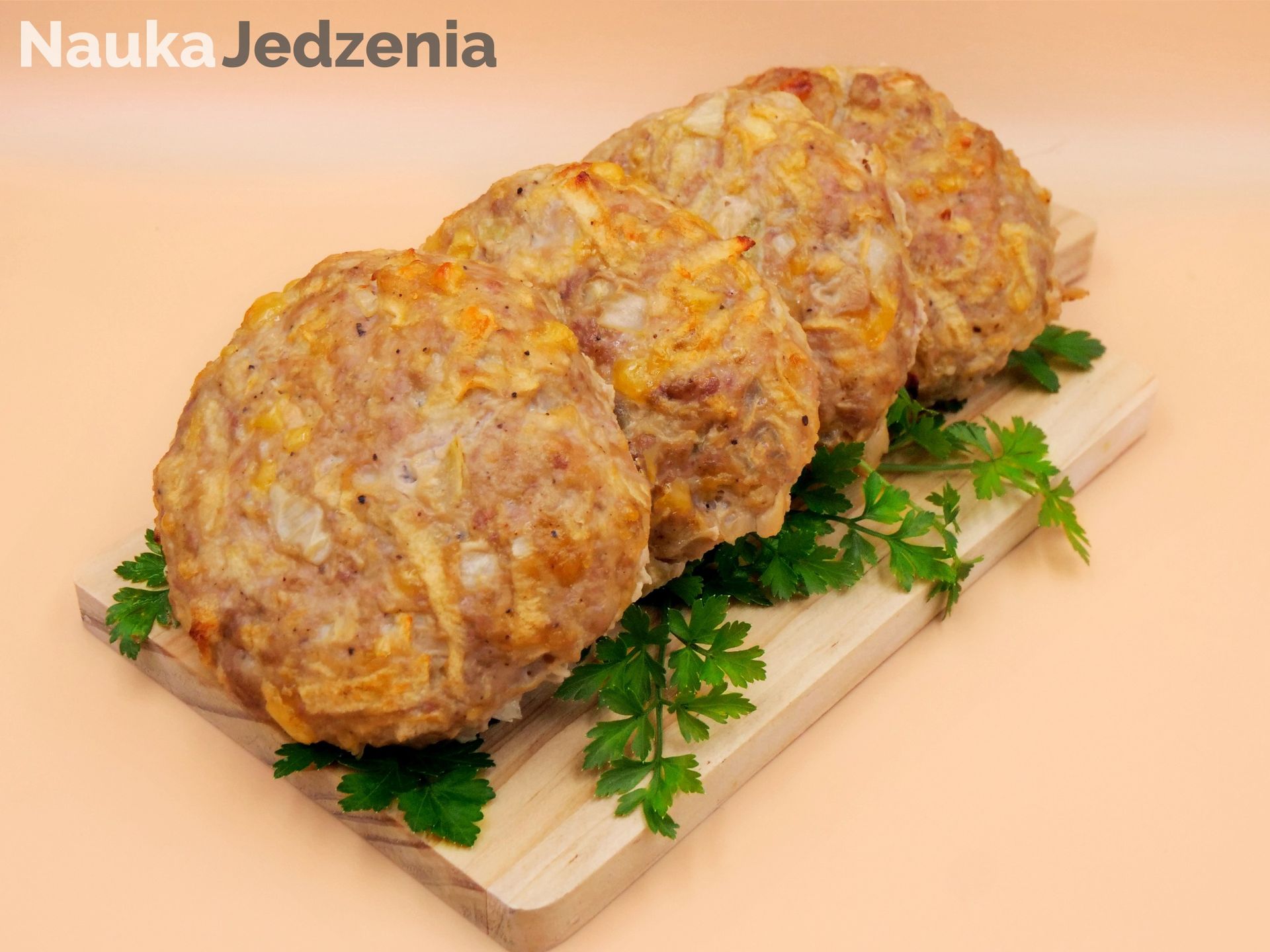 Kotlety mielone z jabłkiem