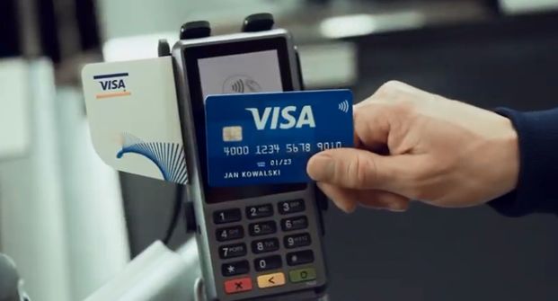 Visa i Mastercard zawieszają część usług w Rosji