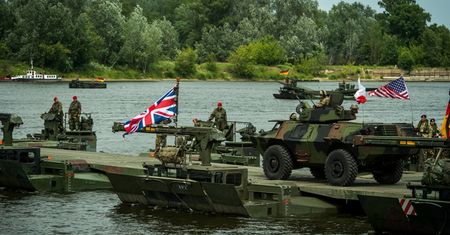 Siergiej Iwanow: rotacyjne bataliony NATO naruszają umowy z Rosją