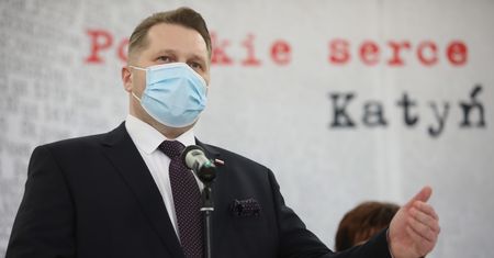 Powrót do szkół. Konferencja ministra edukacji Przemysława Czarnka [Na żywo]