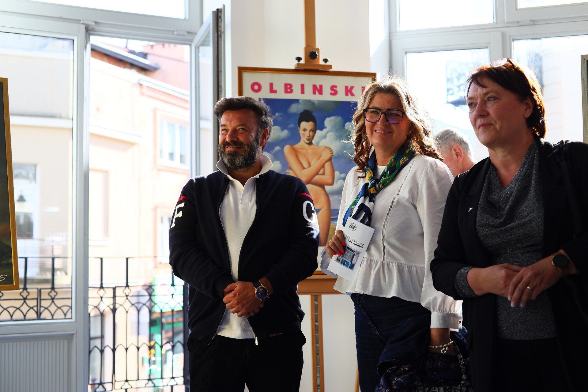 Wernisaż wystawy &#34;Żeromszczacy - artystycznie. Część I uroda życia&#34; kamienica na rogu ulic Sienkiewicza i Małej w Kielcach.