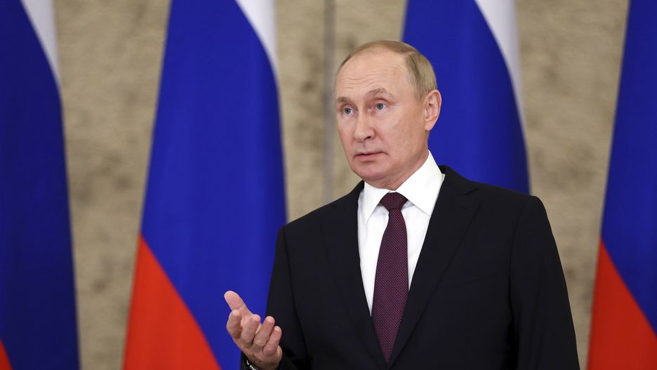 Temporary
Russian President Vladimir Putin gestures while speaking to the media after the Shanghai Cooperation Organisation (SCO) summit in Samarkand, Uzbekistan, Friday, Sept. 16, 2022. (Sergei Bobylev, Sputnik, Kremlin Pool Photo via AP)
Sergei Bobylev