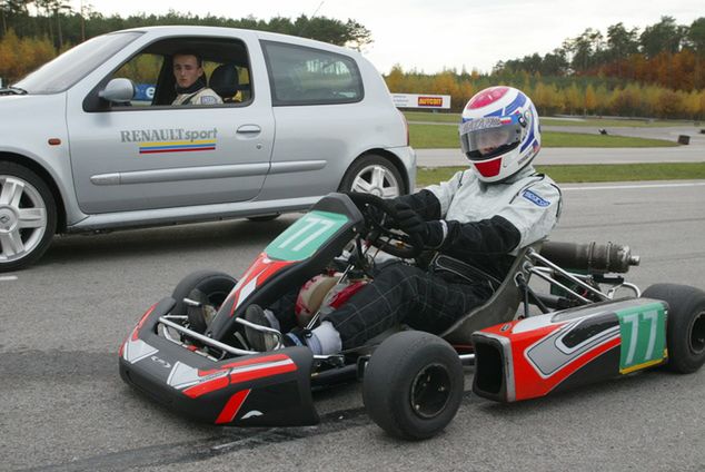 Natalia Kowalska w gokarcie, a w samochodzie Robert Kubica