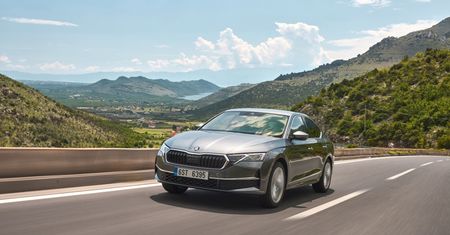 Škoda wyprzedza polski rynek: mocne wyniki w 2025 roku