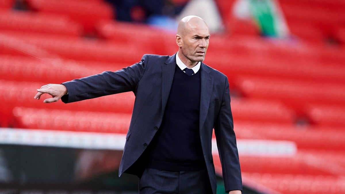 Zdjęcie okładkowe artykułu: Getty Images / Juan Manuel Serrano Arce / Na zdjęciu: Zinedine Zidane