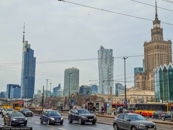 90 proc. Polaków za zasadą "najpierw polskie"