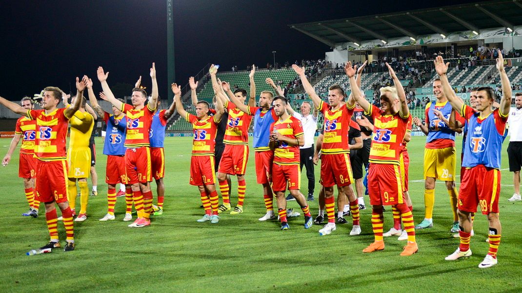 Zdjęcie okładkowe artykułu: PAP/EPA / FERNANDO VELUDO / Na zdjęciu: Jagiellonia Białystok 