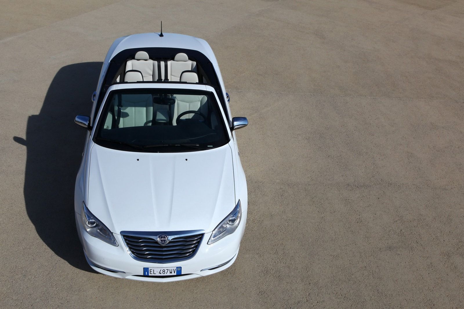 2013 Lancia Flavia - obszerna galeria włoszki z amerykańskimi korzeniami 16