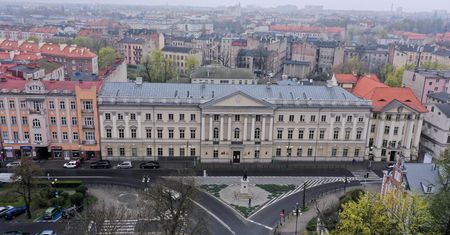 Nosił koszulkę "J…PiS". Sąd zdecydował