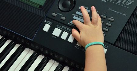 Zbiórka instrumentów muzycznych i zabawek dla dzieci z wadami słuchu z Lublina