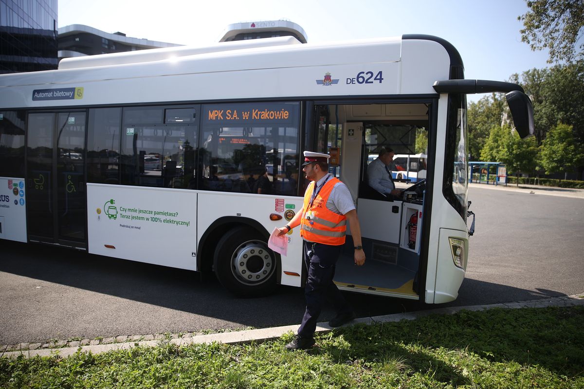 wantura w autobusie. Musiał interweniować kierowca/ zdjęcie ilustracyjne