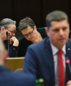 Posiedzenie na wniosek PiS. Próba "obniżenia poziomu polskiej szkoły"?