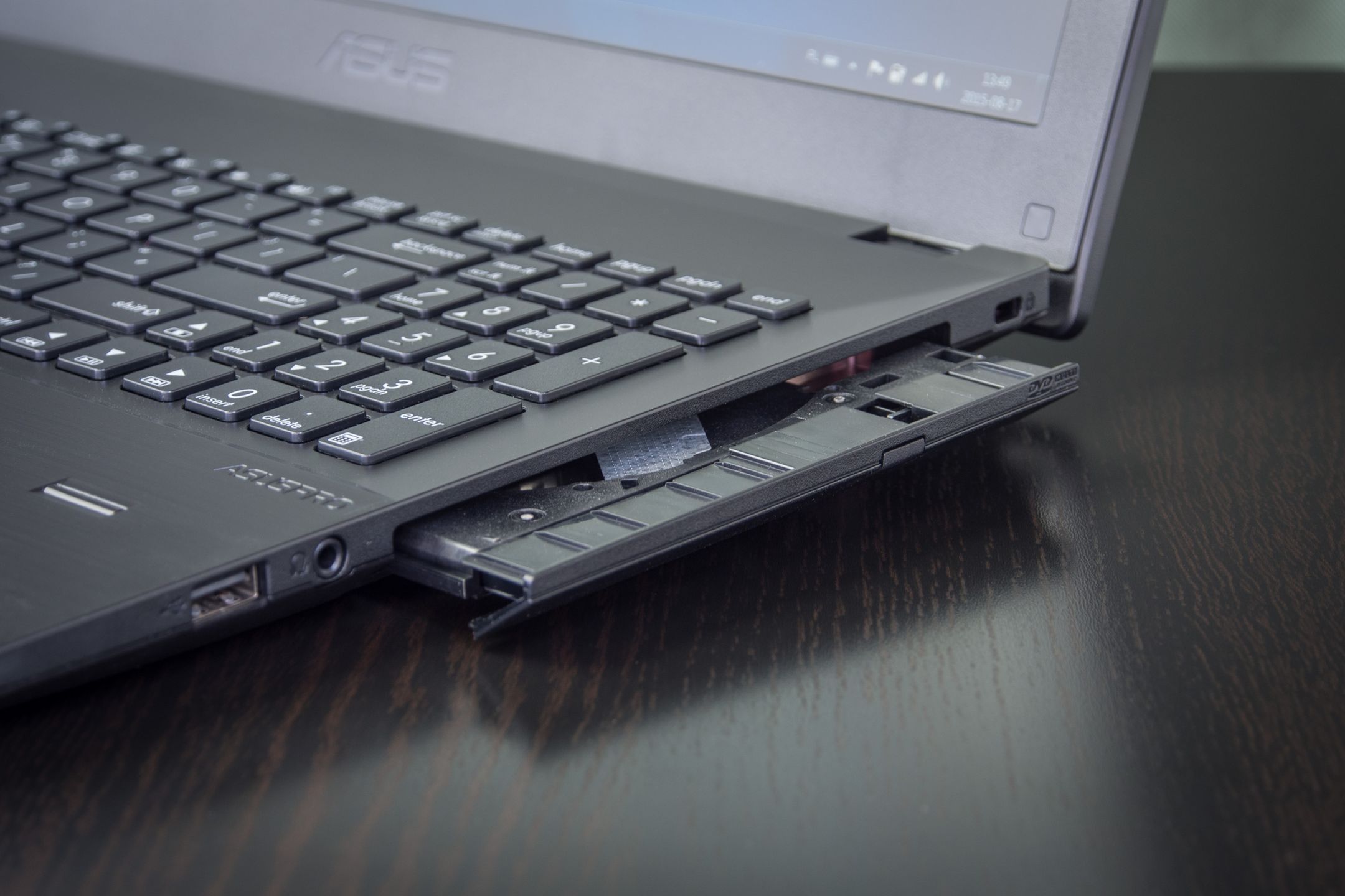 ASUS PRO P2520L: biznesowy atak Tajwańczyków 2