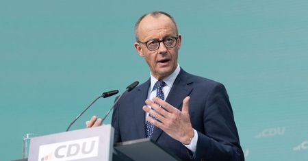 Szukają sobowtóra przyszłego kanclerza Niemiec. Jest problem