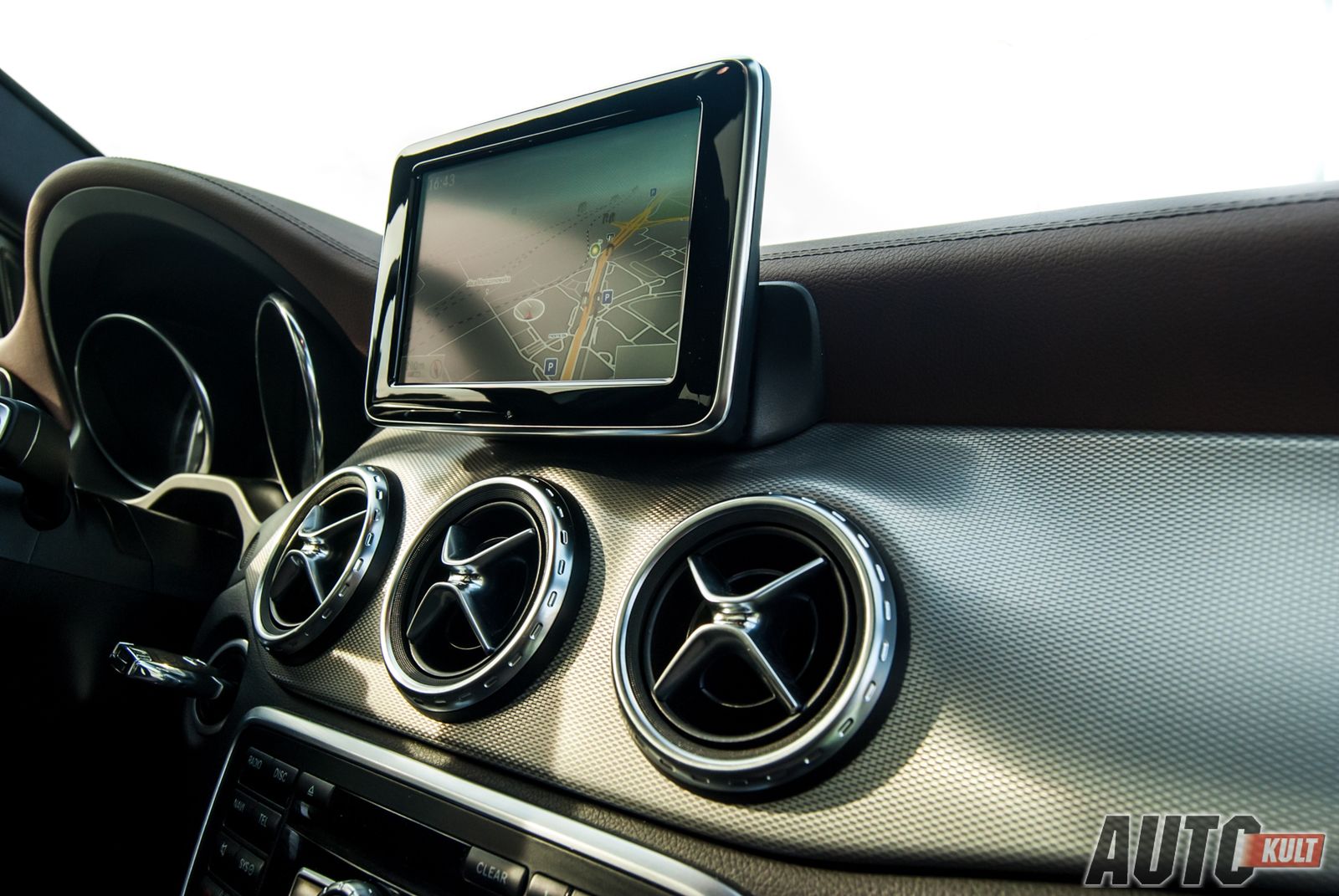 Mercedes-Benz GLA 200 CDI 4Matic 7G-DCT - test [galeria] 15